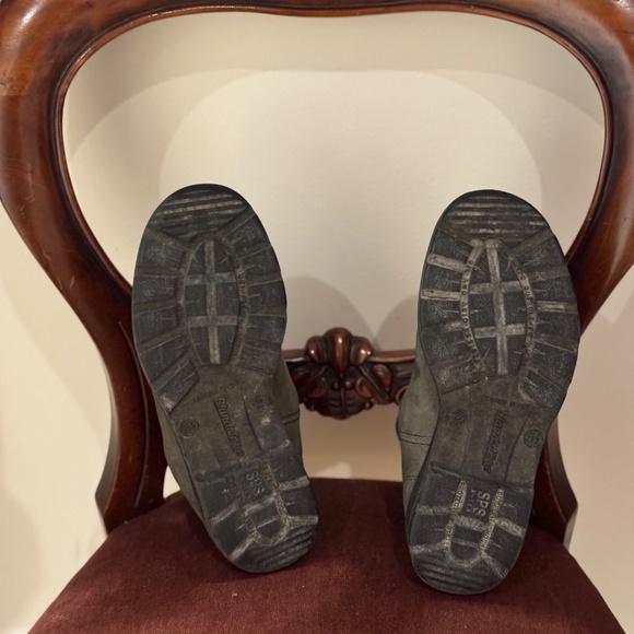 Blundstone (Rustic Black - Size 5.5 Australia / 8.5 US) - Picture 4 of 5